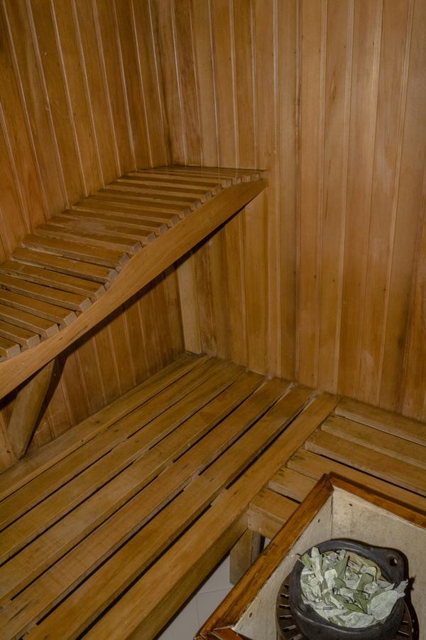 Motel Piramides De Cristal โบโกตา ภายนอก รูปภาพ